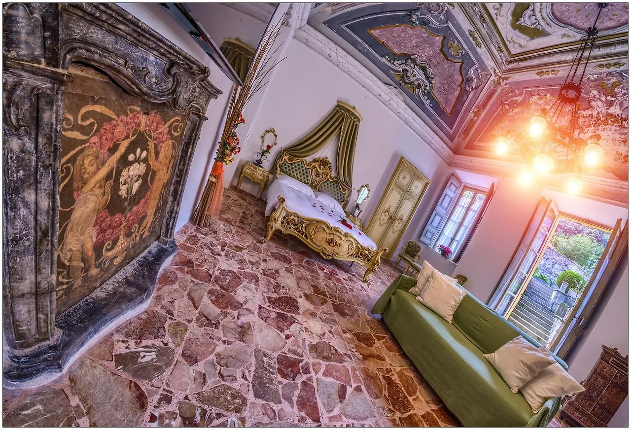 Villa Vinicia, Pool, Jacuzzi, Airco Domaso Guest house