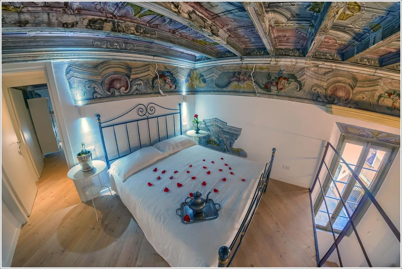 Villa Vinicia, Pool, Jacuzzi, Airco Domaso
